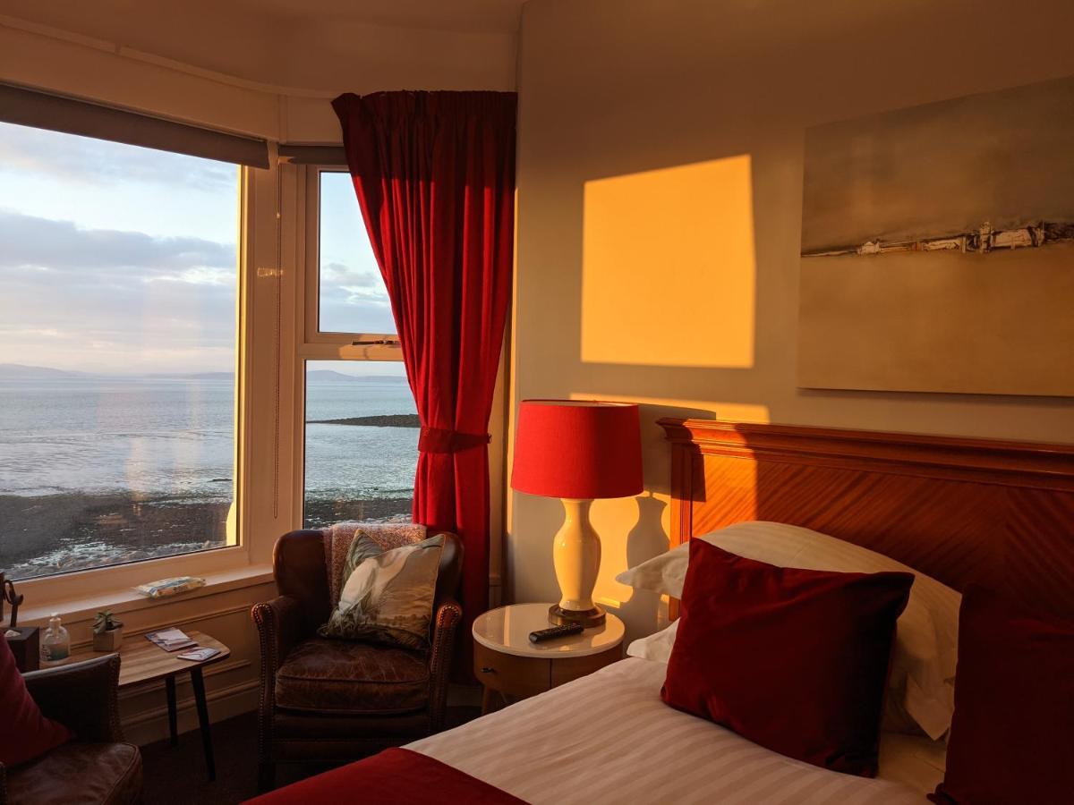 Guest house The Broadwater