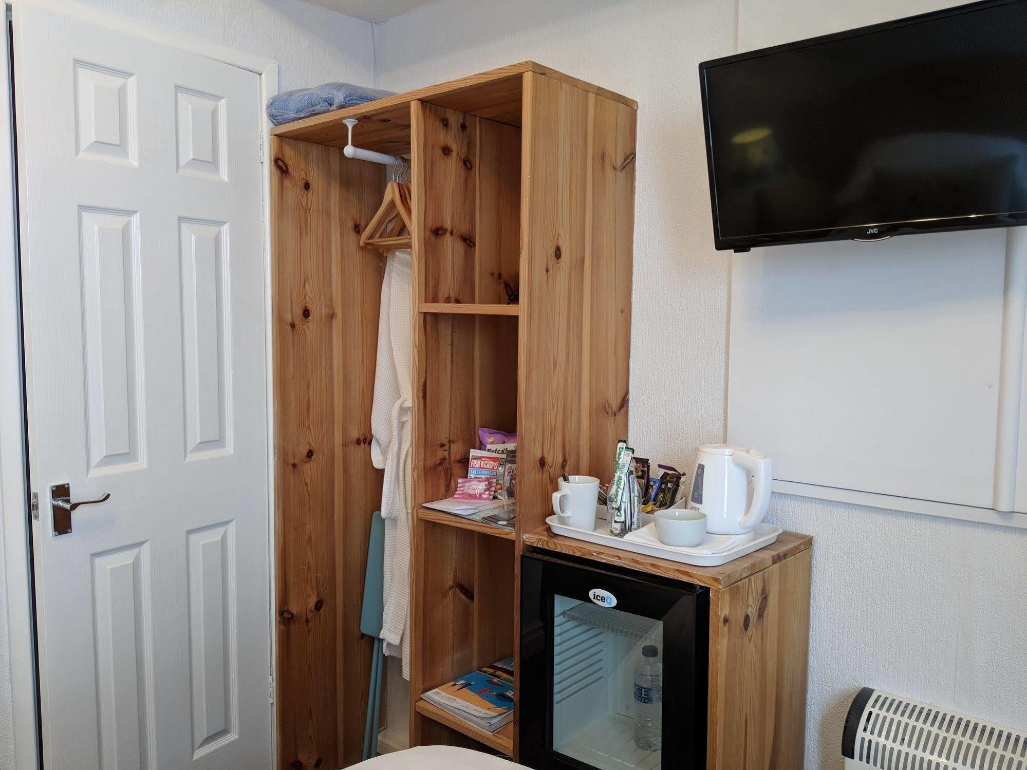 Guest house The Broadwater