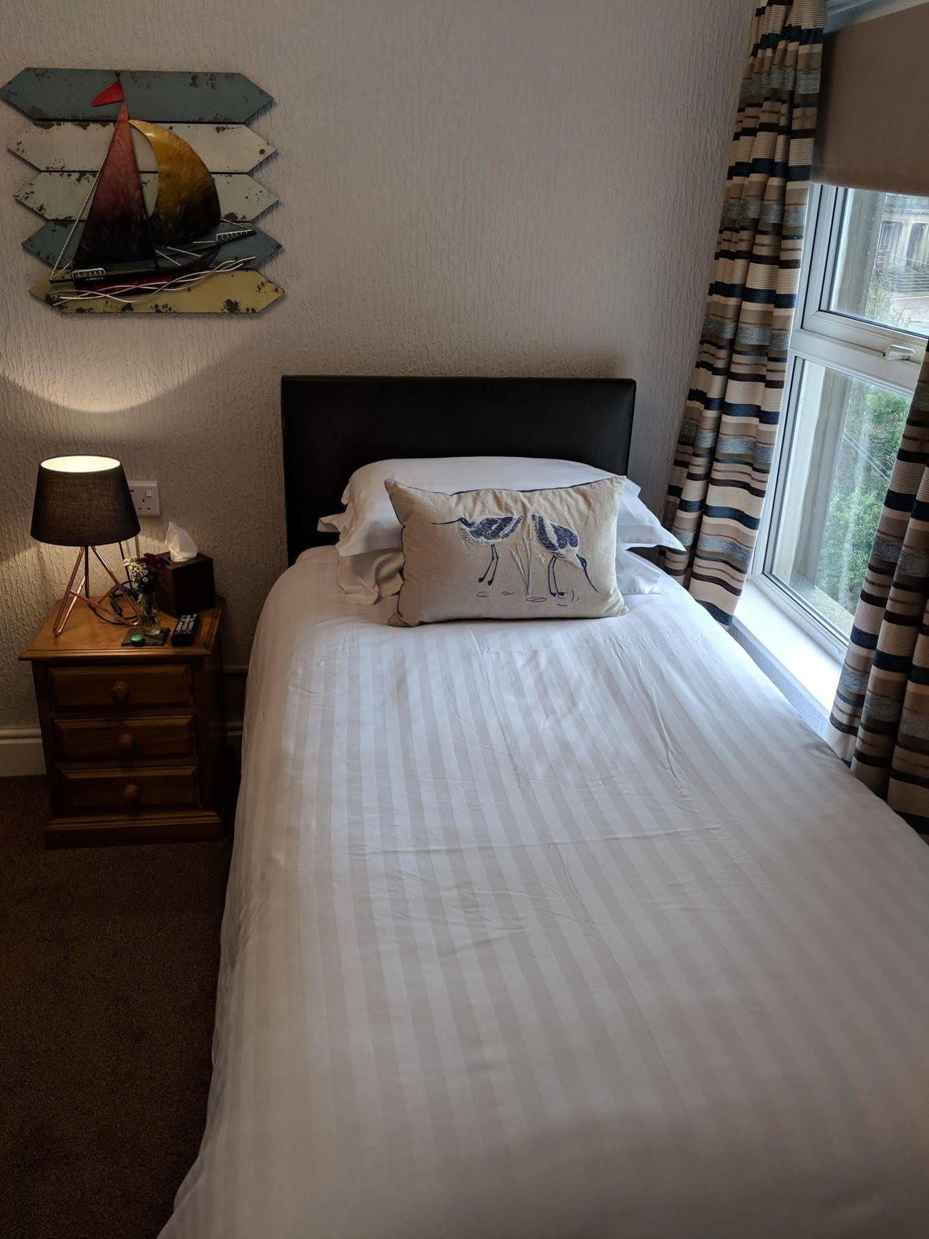 Guest house The Broadwater
